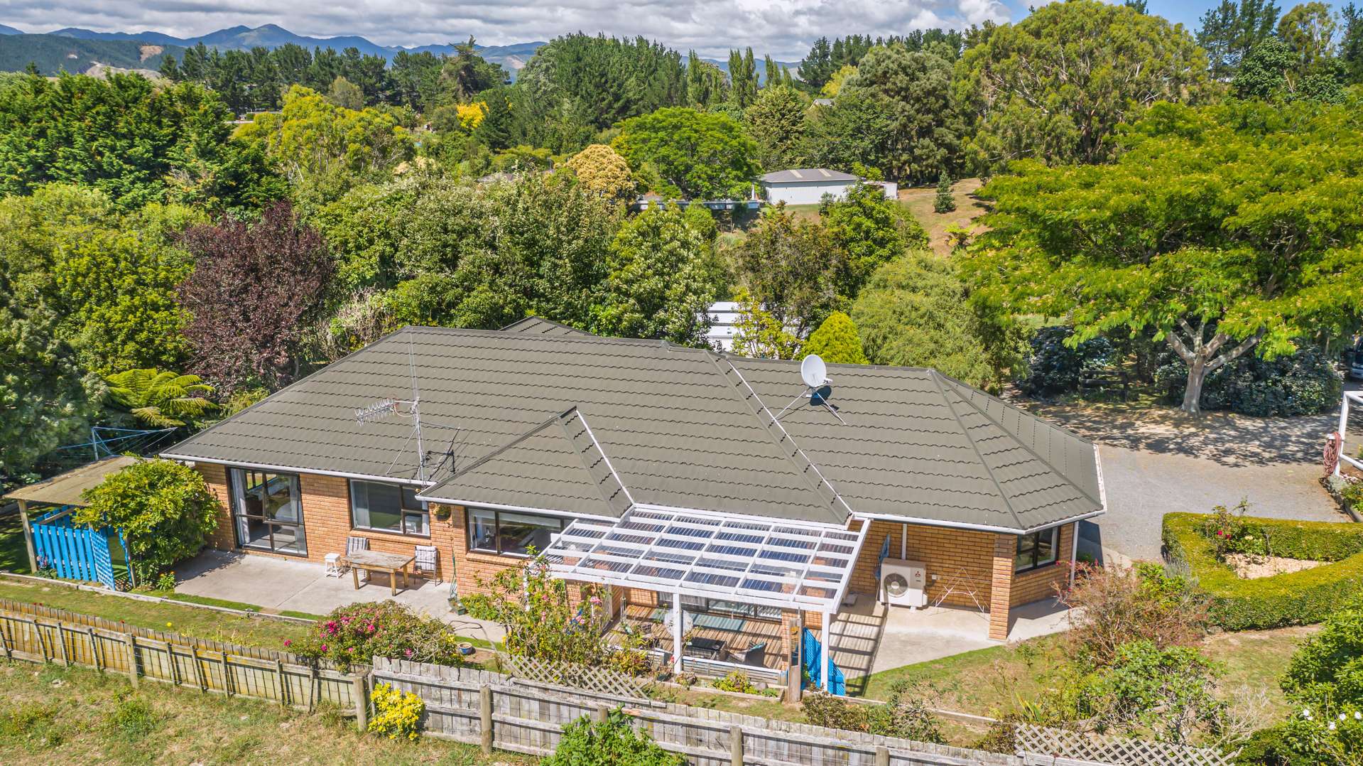 223 Heatherlea East Road Levin_0