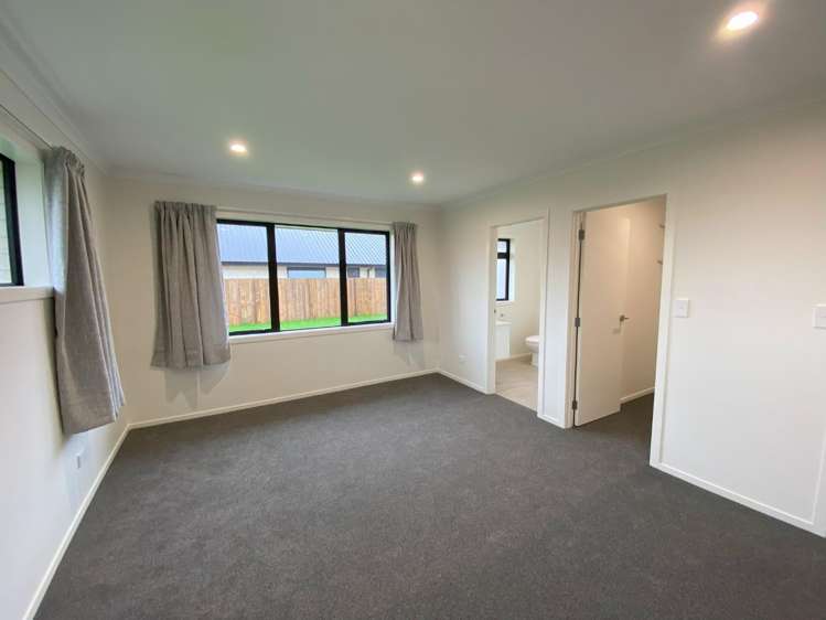17 Korako Lane 500153_5