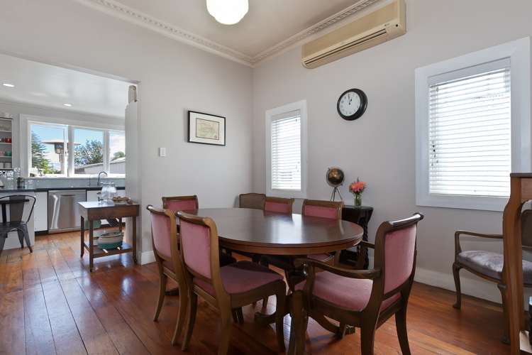 15 Smale Street Point Chevalier_12