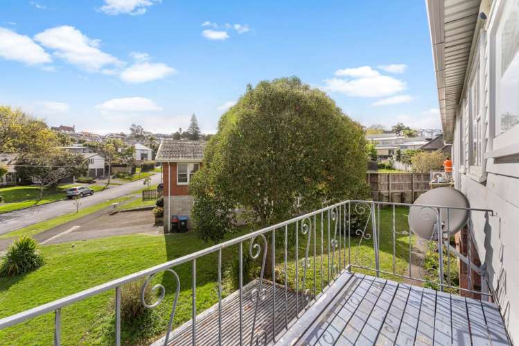 3/34 Richard Farrell Avenue_0