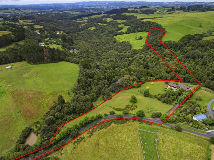 1439 Old North Road Helensville_31