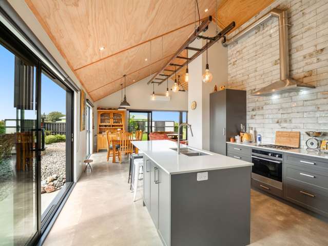 1228A Camerons Line Feilding_2