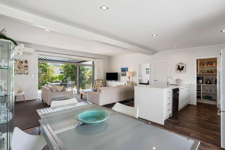 596 Waterways Parade Pauanui_4