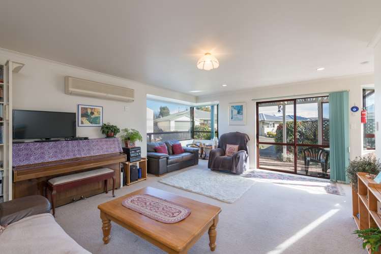 5 Hawthorn Way Richmond_9