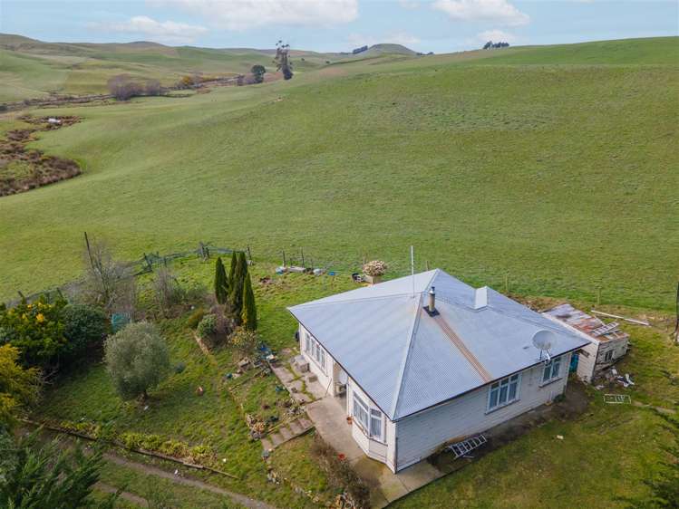 3763 Hampden-Palmerston Road Moeraki_9