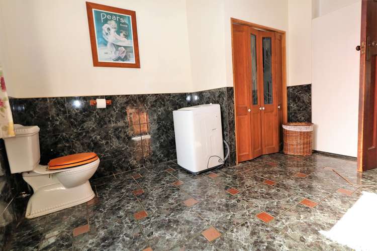 9 Clifton Avenue Carterton_7