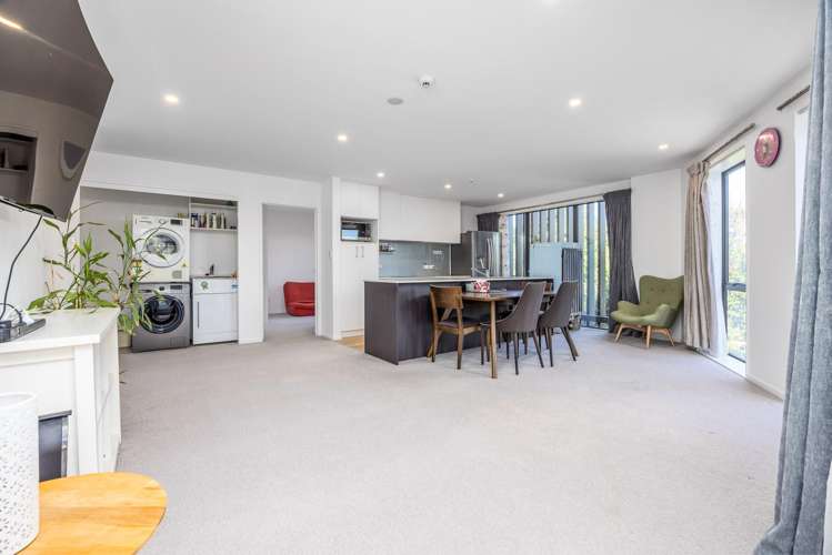 52/8 Thompson Park Road_5