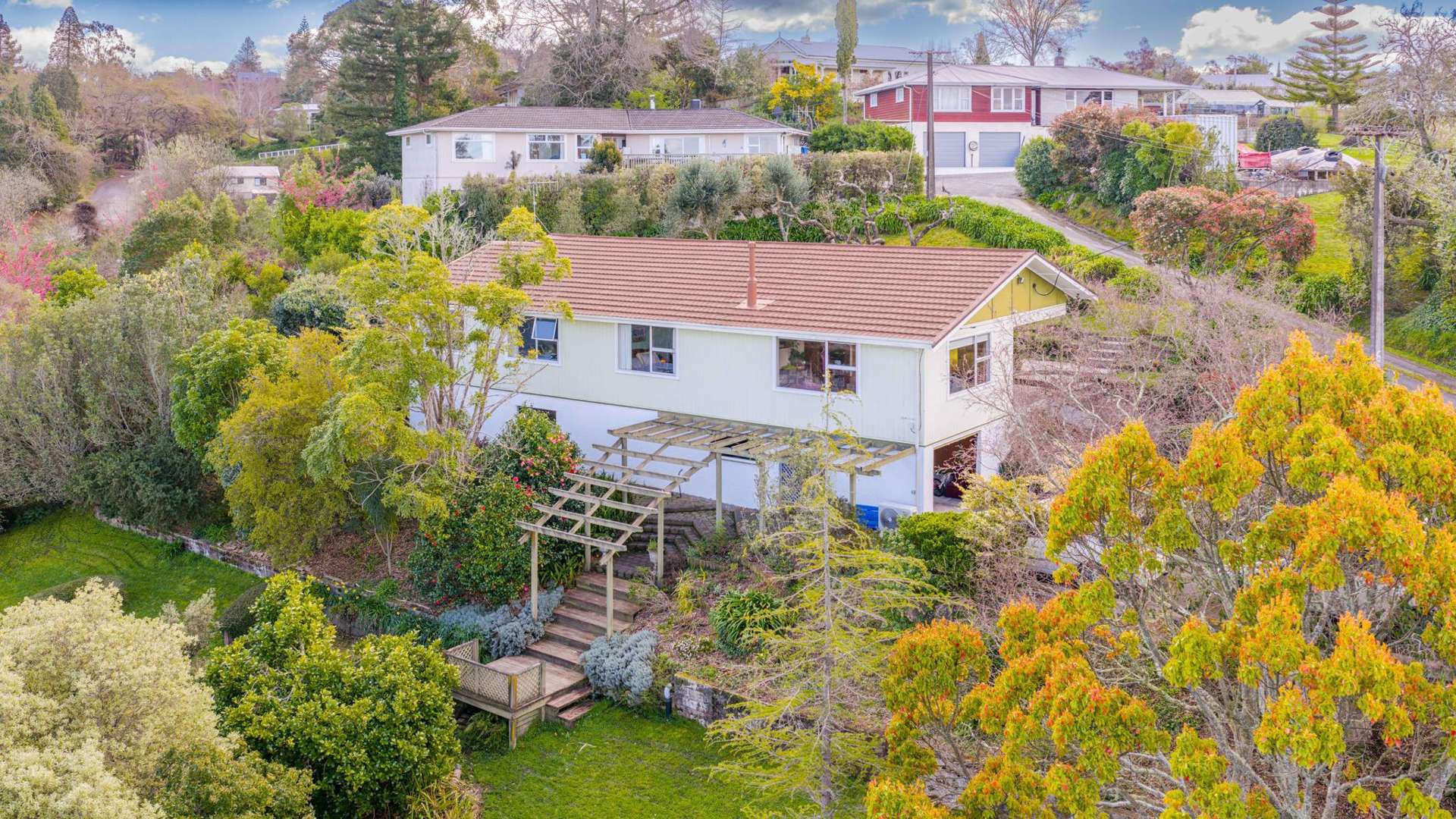 6 Domain Road Waipawa_0