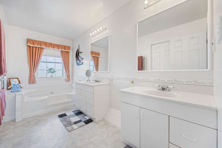 168 Baird Road Tokoroa_13