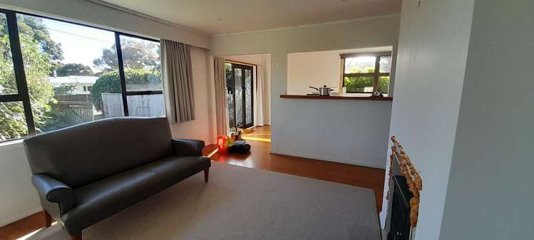 128 Tilley Road Paekakariki_3