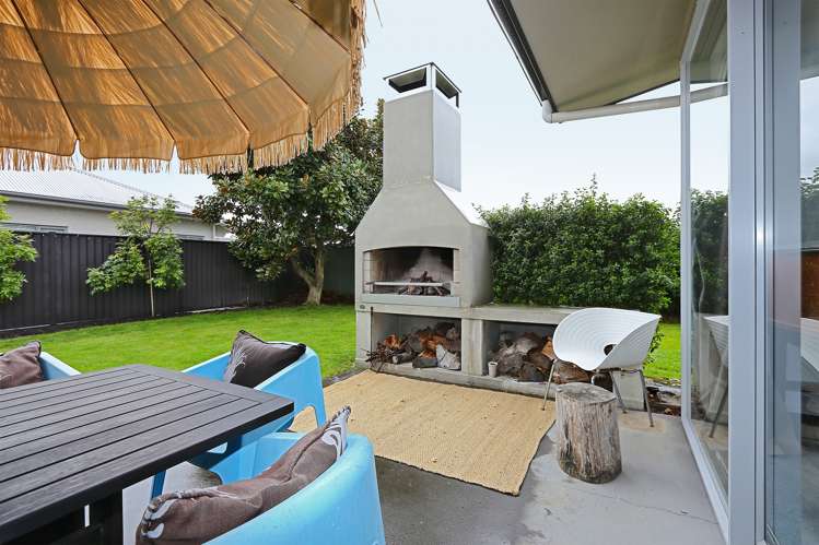 6 Anna Lane Raureka_14