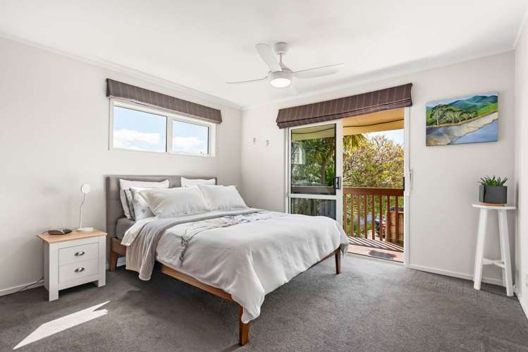 14 Longfellow Parade Glen Eden_10