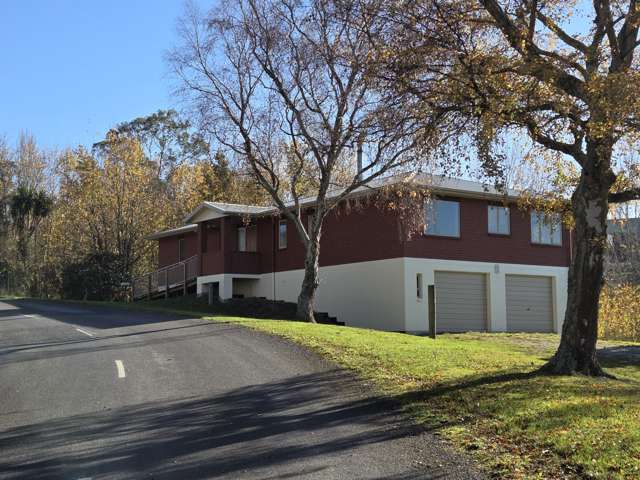 Elevated Living with Spectacular Clutha Views