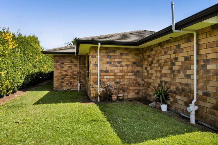 8 County Drive Hawera_19