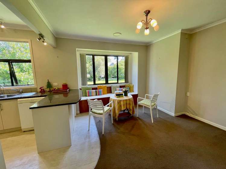 190 Boord Crescent_5