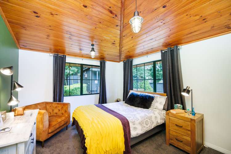 9 No 1 Line Pohangina_19