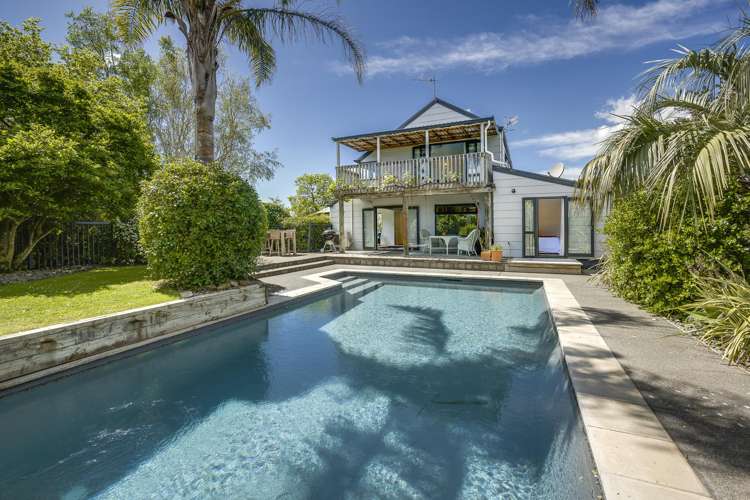 1127 Riverslea Road South Longlands_28