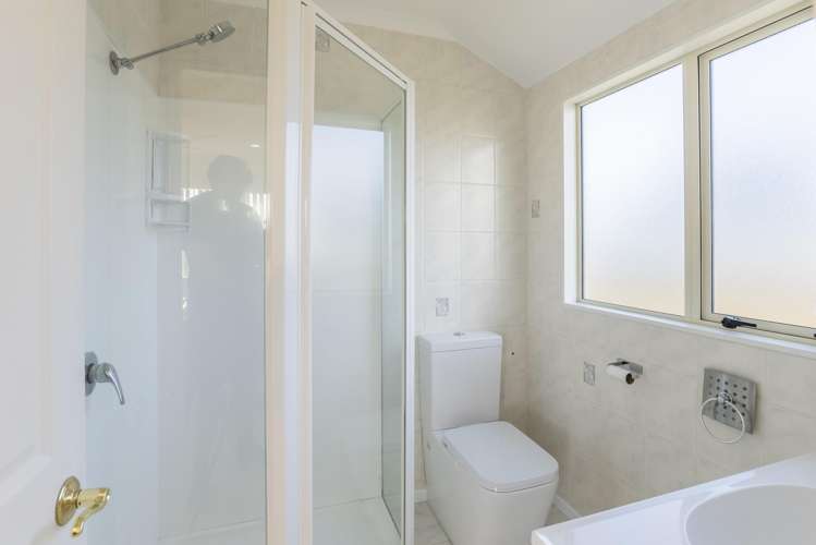 9 Santa Teresa Court Paraparaumu Beach_15