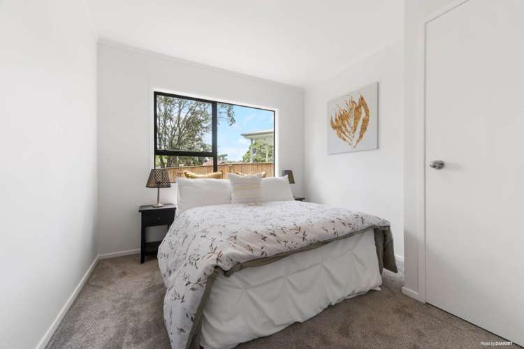 166 Carnoustie Drive Wattle Downs_10