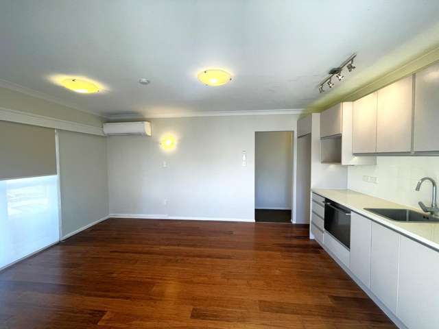 1/19 Thatcher Street Mission Bay_3