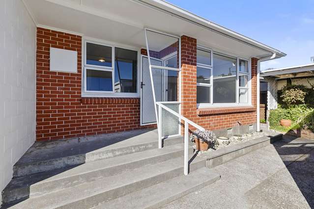 RENOVATED TWO-BEDROOM UNIT VOGELTOWN