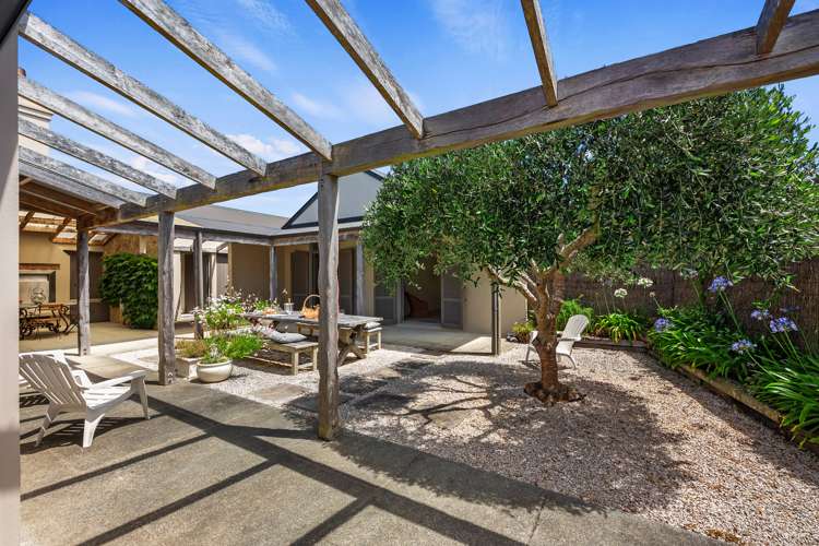 7 Kutai Lane Omaha_11