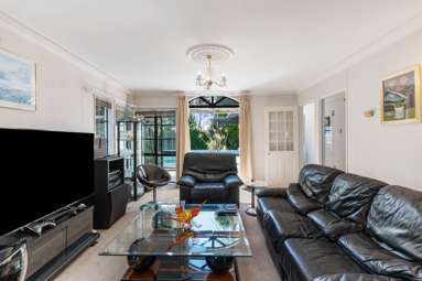 19 Elizabethan Gardens_3