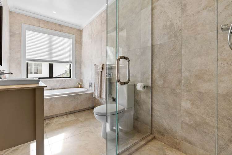 2 Lombardia Way Karaka_13