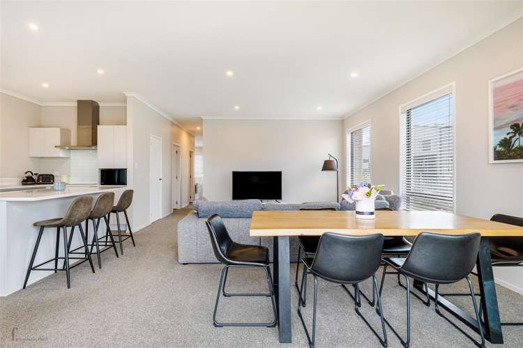 1/48 Nugget Avenue Hobsonville_2