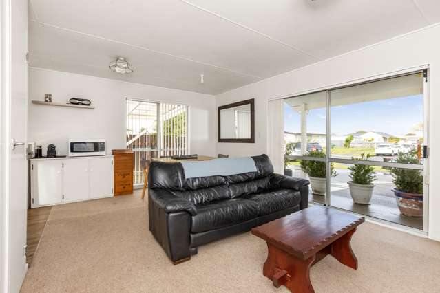 11 Tait Drive Greenmeadows_1