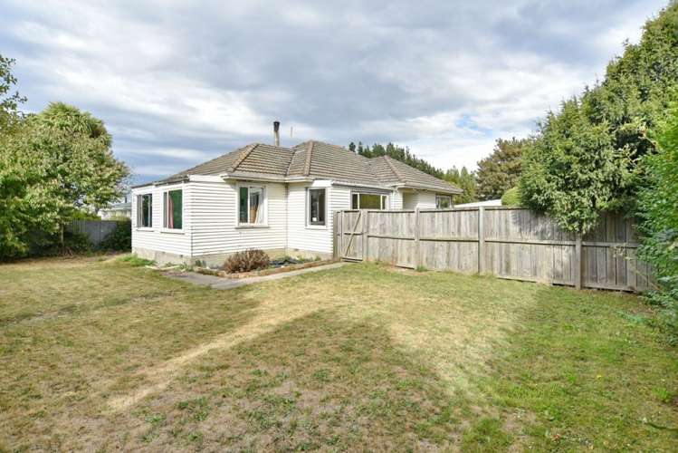 1425 Main North Road Waikuku_16