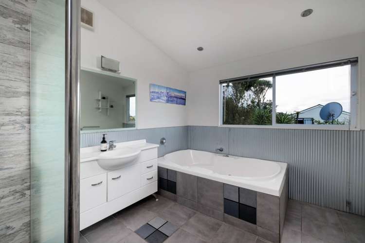 92 School Road Paihia_12