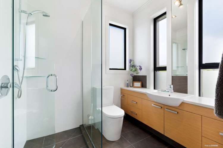 12 Tudor Park Drive Whitford_17