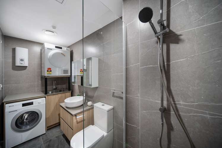 64d Coronation Road Mangere Bridge_11