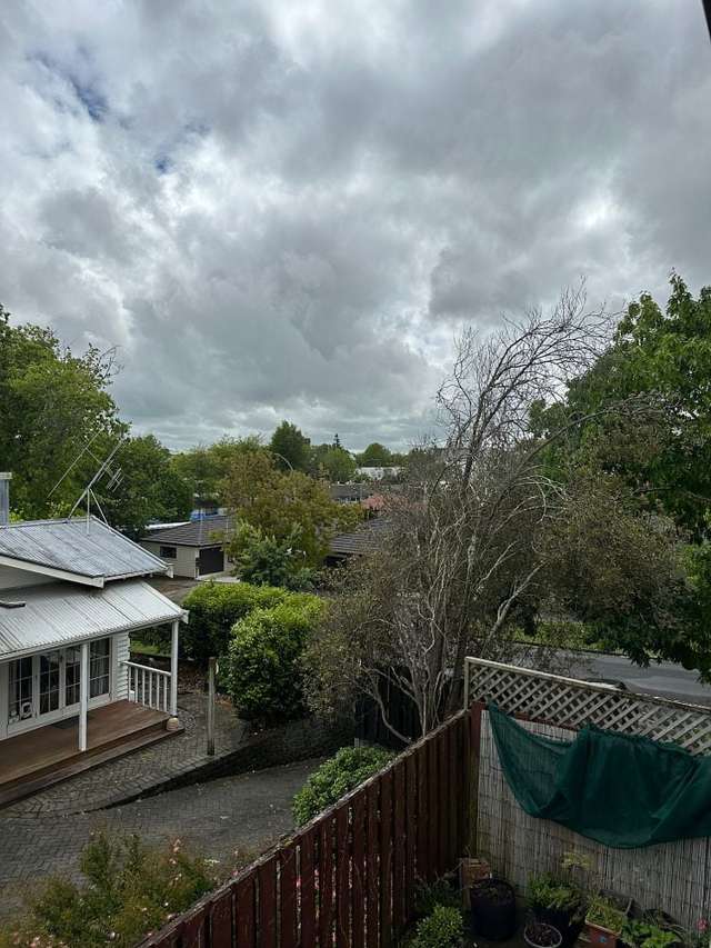 7/2 Hammond Street Hamilton Central_1