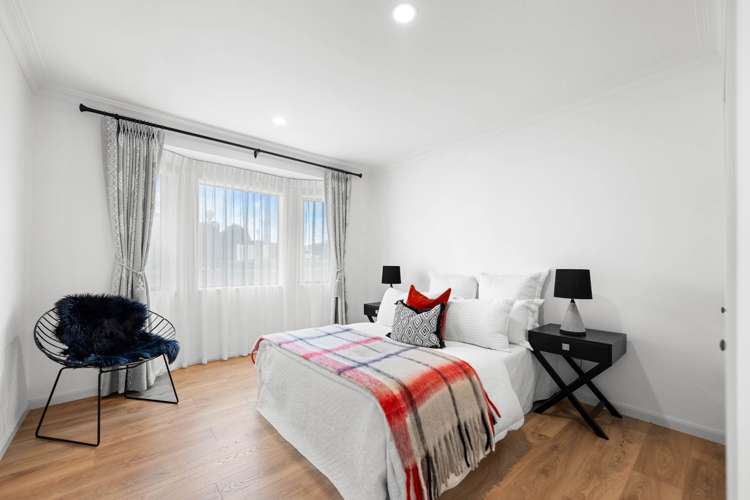 216 Whitford Road Shamrock Park_34