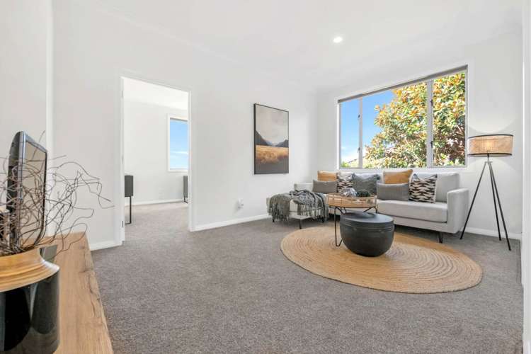 9 Intrepid Crescent Beachlands_45