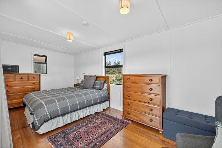 449 Ashley Road Cust_13