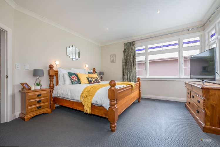 83 Woburn Road Woburn_12