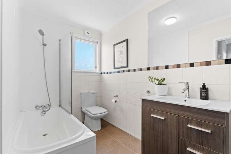 19 Rishworth Avenue Stanmore Bay_15