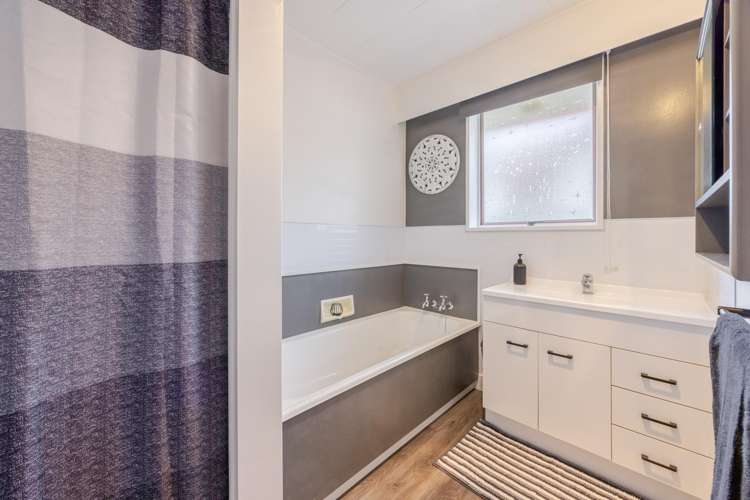 2/306 Southland Road Hastings_6