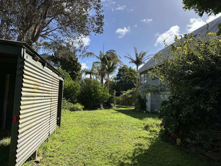 21 Lake Road Awanui_25