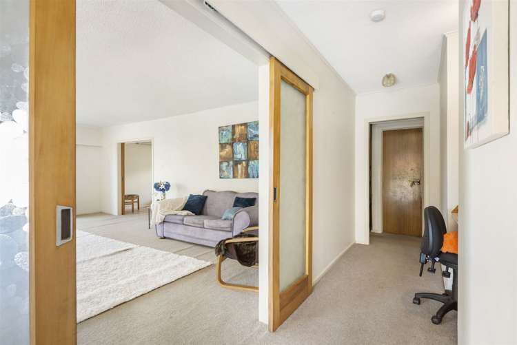 115 Sunset Road Totara Vale_12