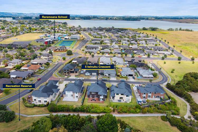 5 Iwinuku Crescent Wattle Downs_31