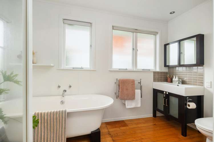 23 Westminster Street New Windsor_22