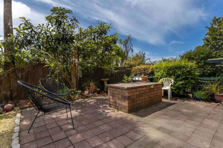 13 Bellringer Road Massey_21