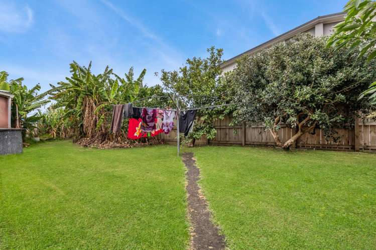 21 Farnborough Crescent Mangere_11