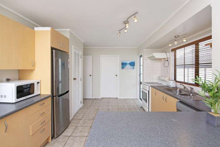 1/133 Botany Road Botany Downs_7