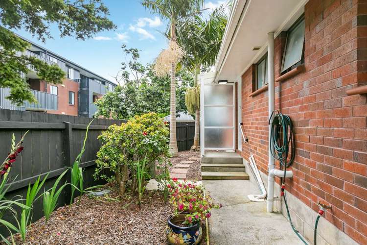 2/22 Alfriston Road Manurewa_20