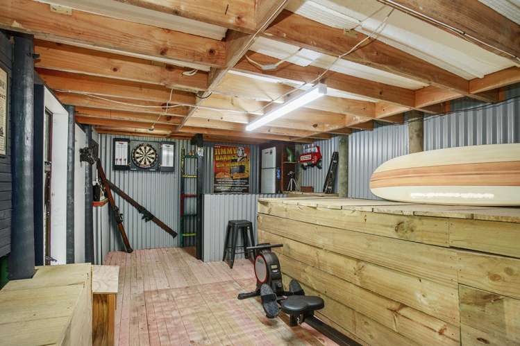 43 Dalton Grove Stokes Valley_18